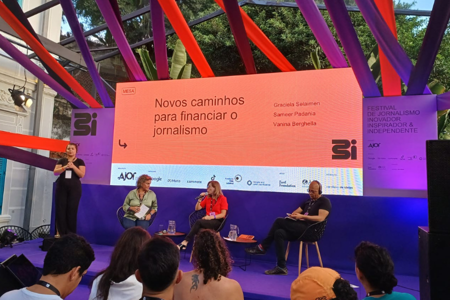 Convidados discutem novos modelos de financiamento do jornalismo em mesa do Festival 3i Nordeste. Foto: Fernanda Giacomassi